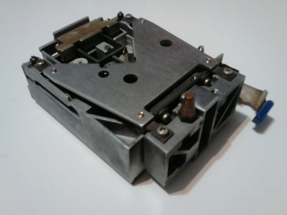 ISPCac's tweet image. Los transductores para #balanzas son dispositivos muy complejos y delicados, ponga en manos de expertos su #mantenimiento y #calibración y cuide su #inversión.