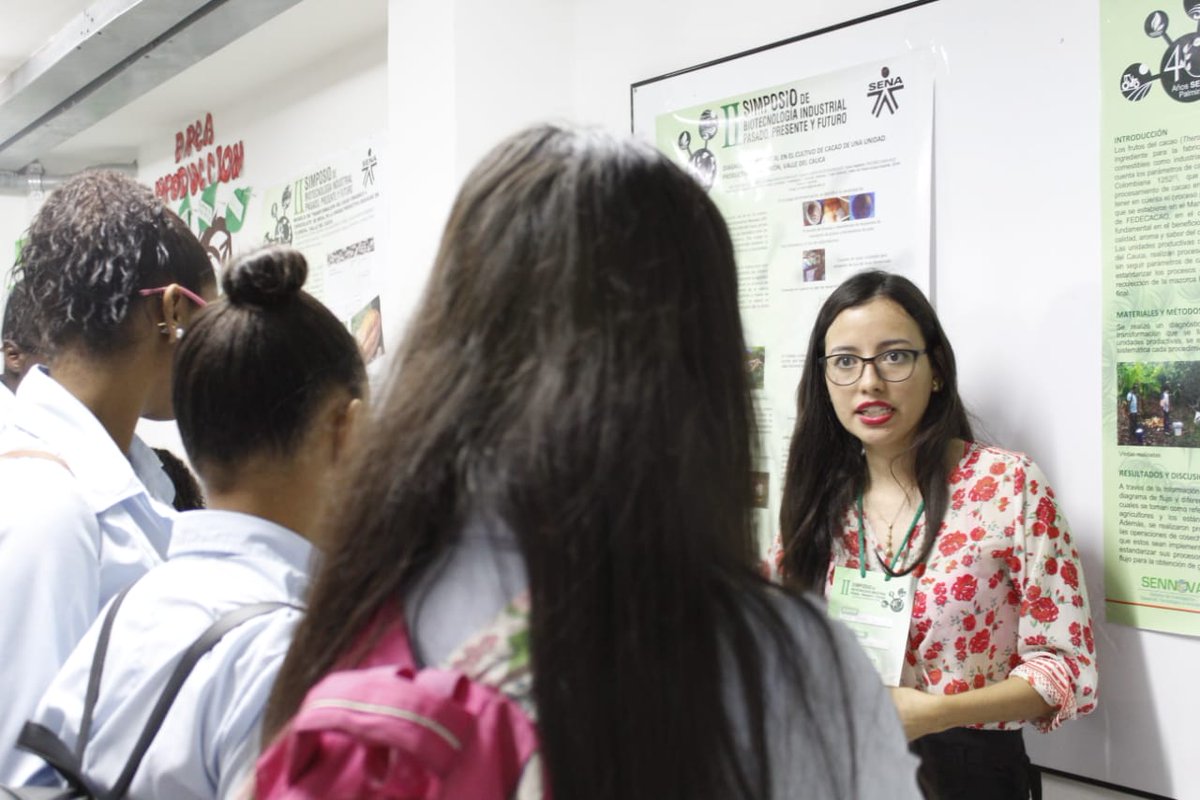 n012344's tweet photo. Nuestros #Semillerosdeinvestigacion #SENNOVA En II Simposio de biotecnologia #Simposio2018 @SubPalmiraSENA presentan resultados de proyectos de investigacion aplicada con @SENAComunica https://t.co/aV4pCKRpdO