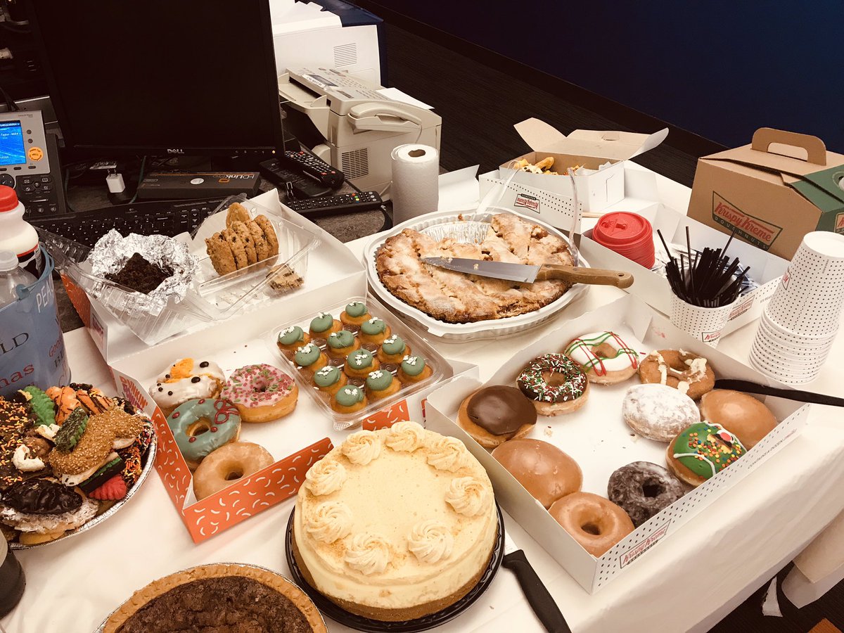 Guess there are perks to working the day after Thanksgiving 😂