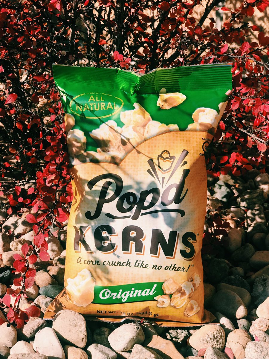 Popdkerns's tweet photo. Hope everyone had a great Thanksgiving! :) 

#popdkerns #halfpops #halfpop #popcorn #snack #sweetandsalty #sweet #salty #original #cheddar #ranch #dillpickle #buffalo #sriracha #saltandvinegar #parmesangarlic #kettle #cantstopwontstop #cantstopthecrave #poppedkernels #NonGMO https://t.co/TgrYX1EwZb