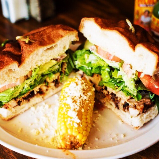 ZiaTaco's tweet photo. Take a break from Black Friday madness and enjoy some Torta Euphoria! Yum! 😋 #ziaorbust #ziataco #ziataqueria #chs #chseats #holycity #chucktown #riverlandterrace https://t.co/Sgy97JPwgX