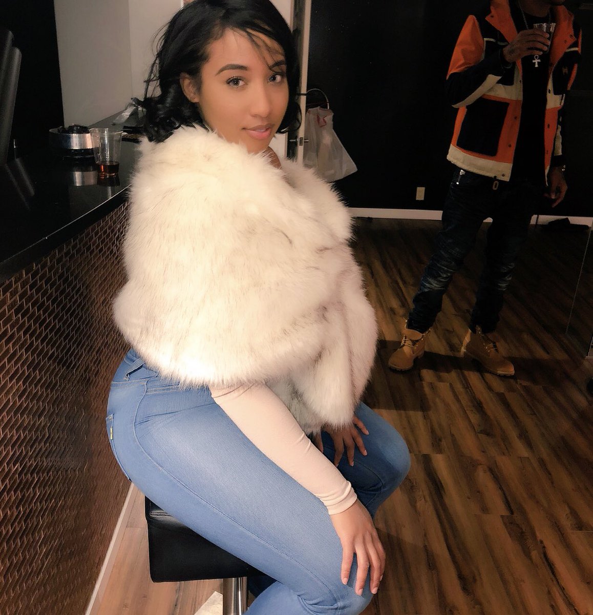 Chellaswim's tweet photo. Excited For Chella 2019 🦃🍁😇 https://t.co/zkXRylAJP4