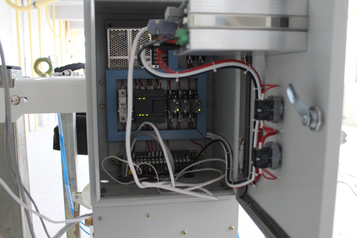 ISPCac's tweet image. Sabe como #medir el #peso de productos en polvo que deben circular por tuberías continuamente sin parar. estos #procesos requieren de #sistemas de #pesaje continuo.