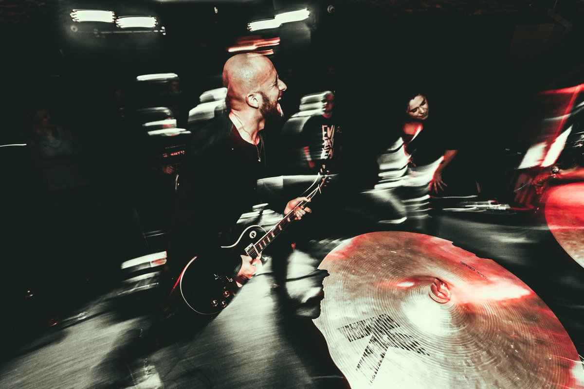 Eva Plays Dead tweet media