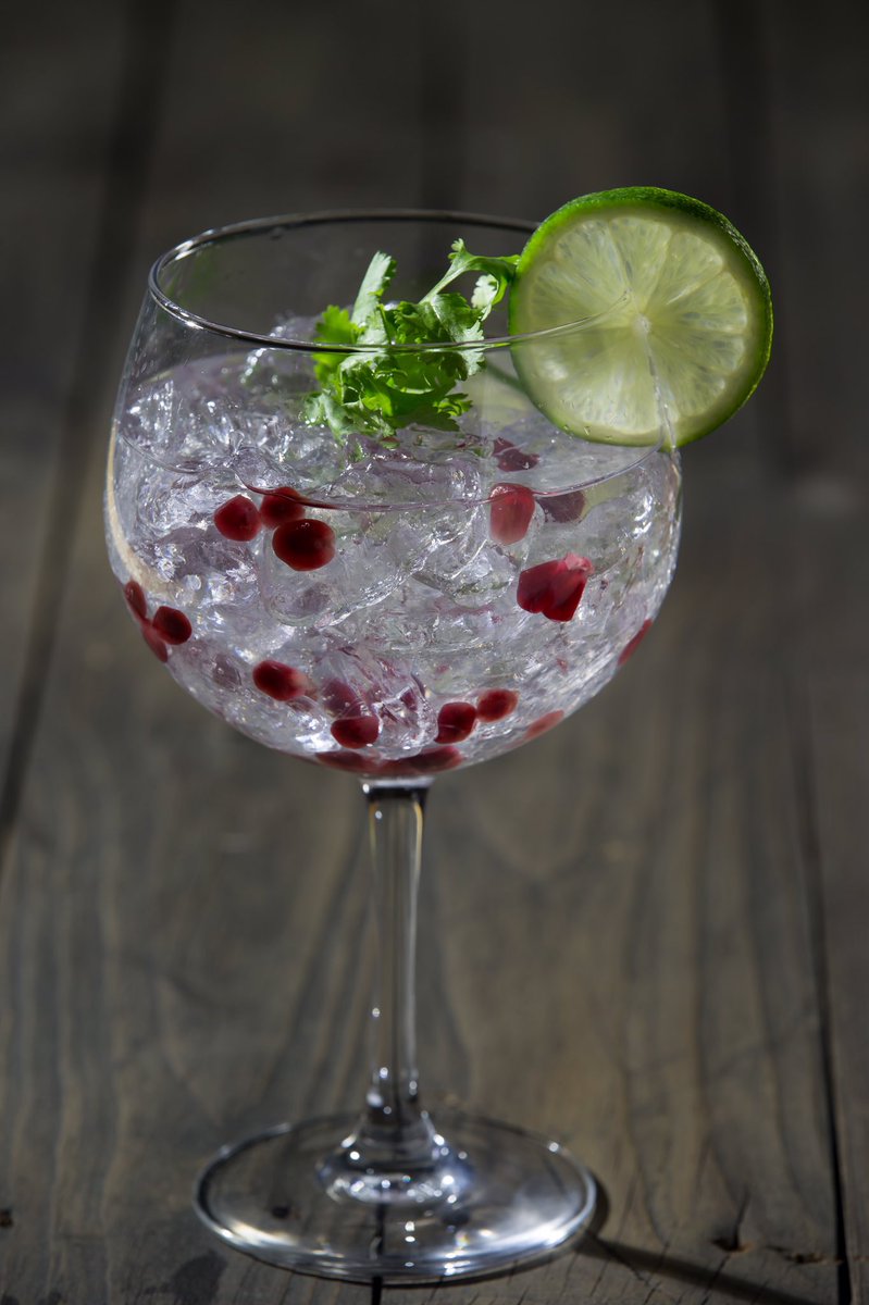 What gin combination will you be drinking this weekend? #Friyay