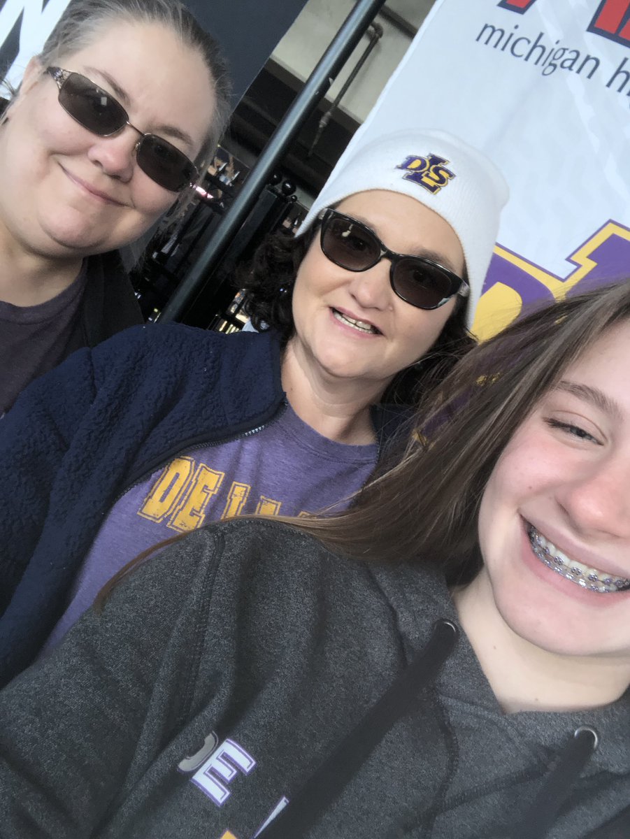 MariaLCurtis's tweet photo. #PilotsAtFordField https://t.co/iwRG04mRJD