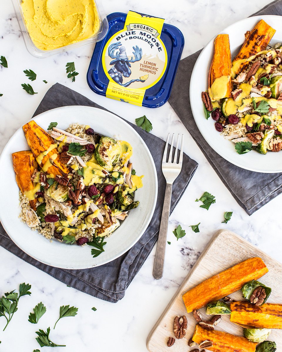 Over the food coma and ready for more? This thanksgiving leftover salad will do just the trick! Toss quinoa, roasted brussels sprouts, sliced turkey, walnuts, dried cranberries and sweet potato wedges with our lemon turmeric dressing (just mix our hummus with a little olive oil)!