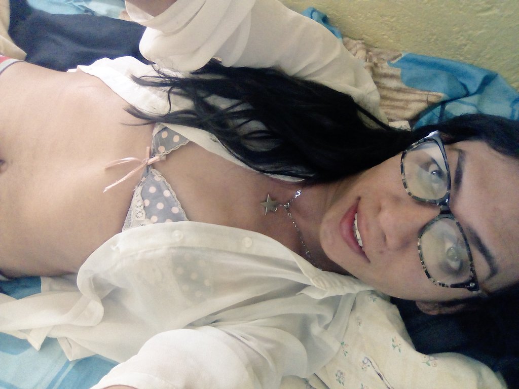 TaniaCarrilloR4's tweet image. Hoy es viernes ... Y yo sin plan .... Xd y nadie saca plan...... Espero sus propuestas....