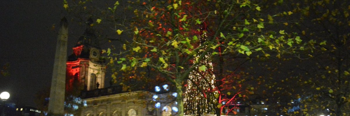 Lots on offer this weekend at #ChristmasattheCathedral. Music from <a href="/BirminghamBach/">Birmingham Bach Choir</a>, Evensong, daily worship, dellicious food, festive drinks, snowglobe, Santa's train &amp; enchanted grotto! Plus #WrapUpBrum donations &amp; @StBasilsCharity in the charity chalet bit.ly/2IlZb0l