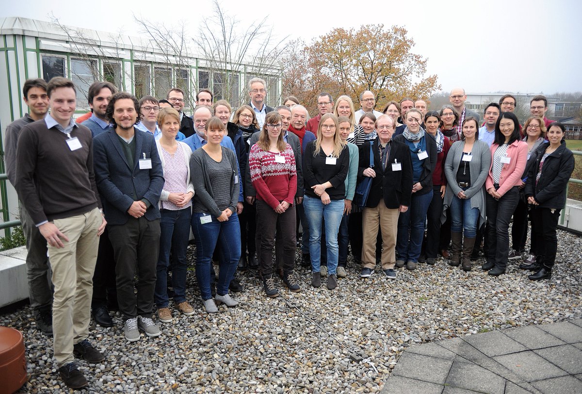 HWS2018's tweet photo. #HWS2018_Stats the participants on the 2nd day @HWS2018 autumn stats workshop “Innovative Designs &amp; cluster-randomized studies" on the rooftop of @HelmholtzMucEn after inspiring presentations on adaptive and other innovative designs for clinical trials
@IBSstats @gmdsEV @DGEpi_eV https://t.co/CVCzZw2Sch