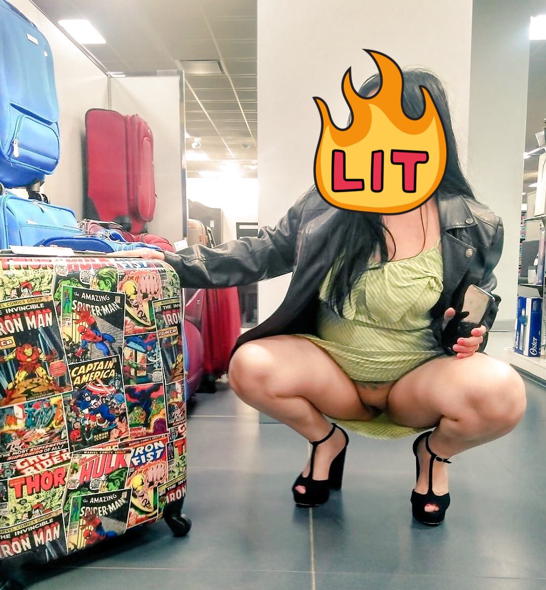 cuckoldkoca35's tweet photo. #BlackFriday alalım verelim ekonomiye can verelim 🤩 #cuckold #swinger #izmir https://t.co/UQ1GzgOqT8