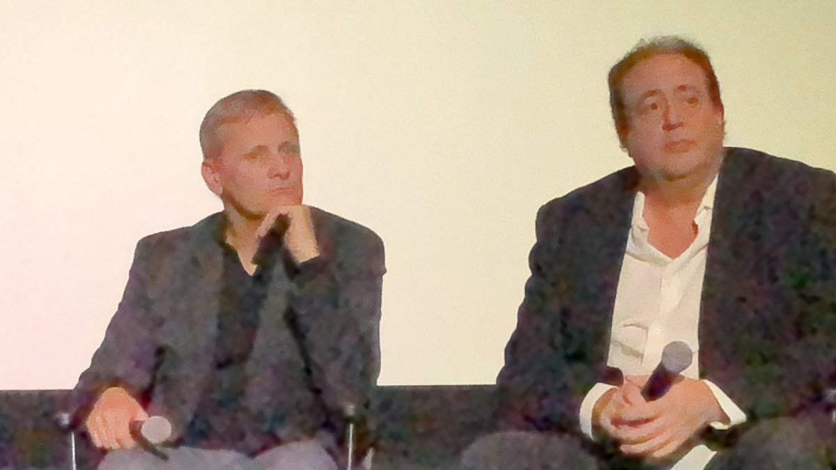 FrontRowFlynn's tweet photo. Special #Thanksgiving Q&A screening of beautiful @greenbookmovie @ArcLightCinemas w/actor #ViggoMortensen , writ/prod/actor @NickVallelonga & moderator @MovieMantz . Amazing performances by Viggo & #MahershalaAli! Best Q&A, trivia & gifts! #GreenBookMovie #Oscars2019 #MyArcLight https://t.co/9L6woqg5nV