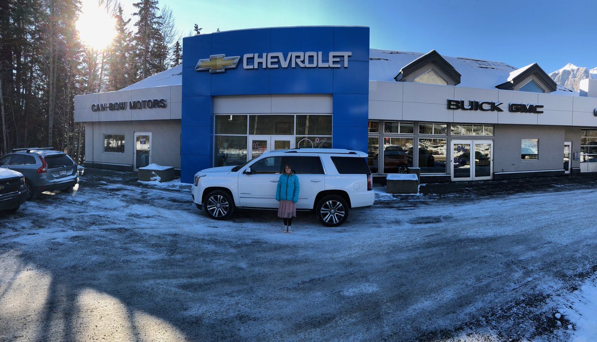 Our loyal customers have returned to #TeamCanBow for their new vehicle again !
Thanks Crystal &amp; Dustin 
Enjoy your new <a href="/GMC/">GMC</a> #Yukon #Denali
#CanmoresLocalDealer