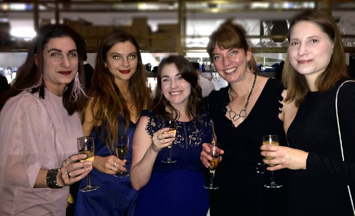 GwenMarketing's tweet photo. Lovely to catch up with local #Bristol neighbours and fellow #winners #Ultrahaptics last night at the #GoTechAwards. #XMOS #WomenInTech https://t.co/2sabn4I68i