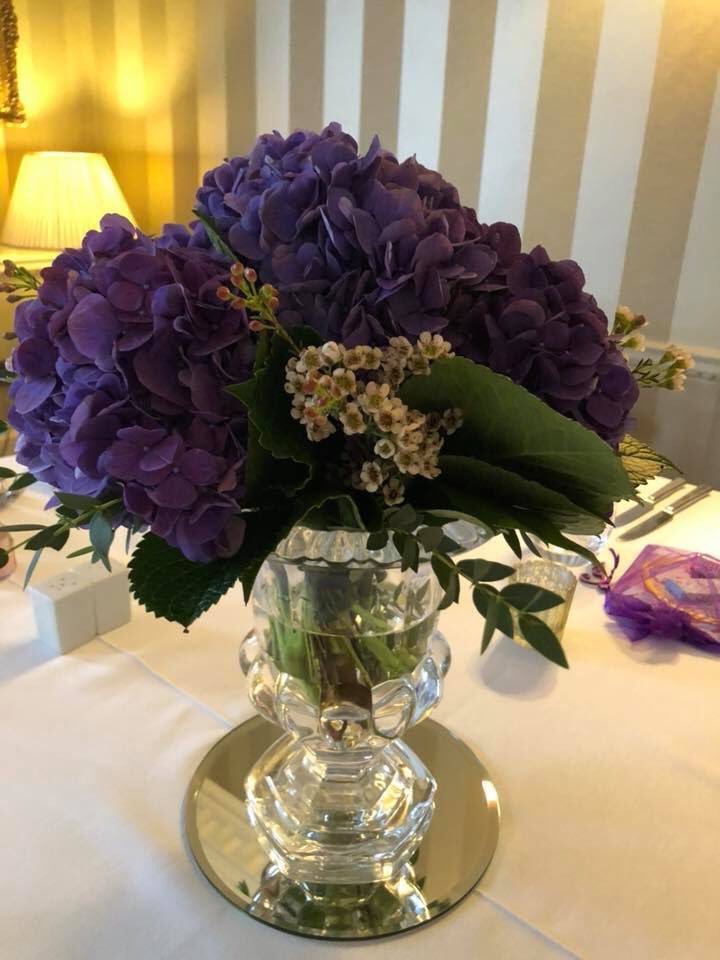 RoseHousePerth's tweet photo. Gorgeous #flowers for a #wedding at @CromlixHotel https://t.co/7np4wCwdwv