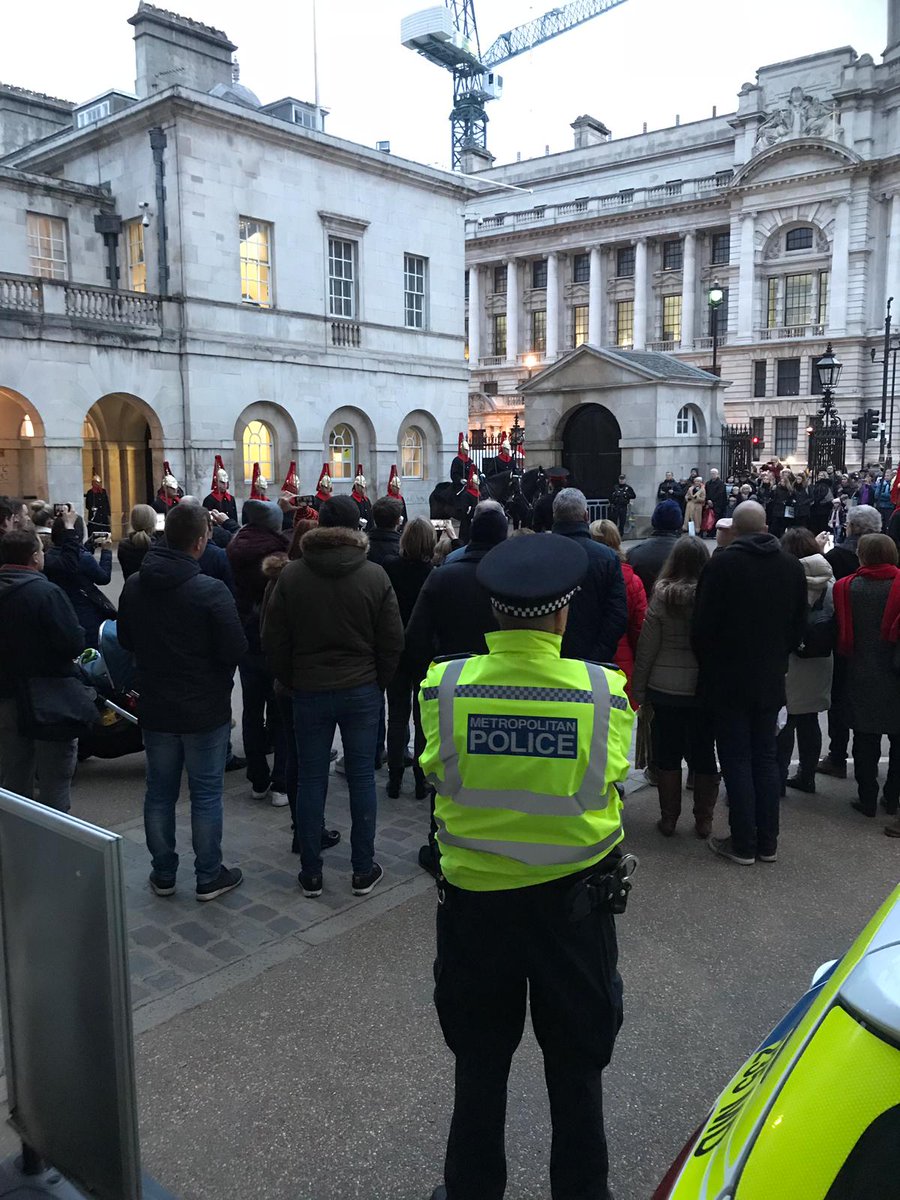 MPSWestminster's tweet photo. #ProjectServator team out with specially trained plain clothed officers, uniformed officers, vigilant CCTV operators &amp; partners all working together to keep Londoners and visitors safe. #ThamesHouse #WestminsterBridge @HCav1660 #ActionCountersTerrrorism  @Tate https://t.co/z9PE40WSQm