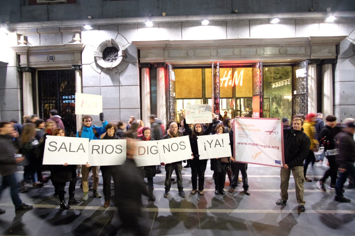 Exigimos a H&amp;M que cumpla su promesa de salarios dignos #Madrid <a href="/cleanclothes/">Clean Clothes Campaign</a> <a href="/robaneta/">Campanya Roba Neta</a>