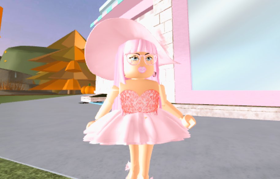 Roblox Drag Outfits Roblox Generator Builders Club - how to save your outfit on roblox mobile