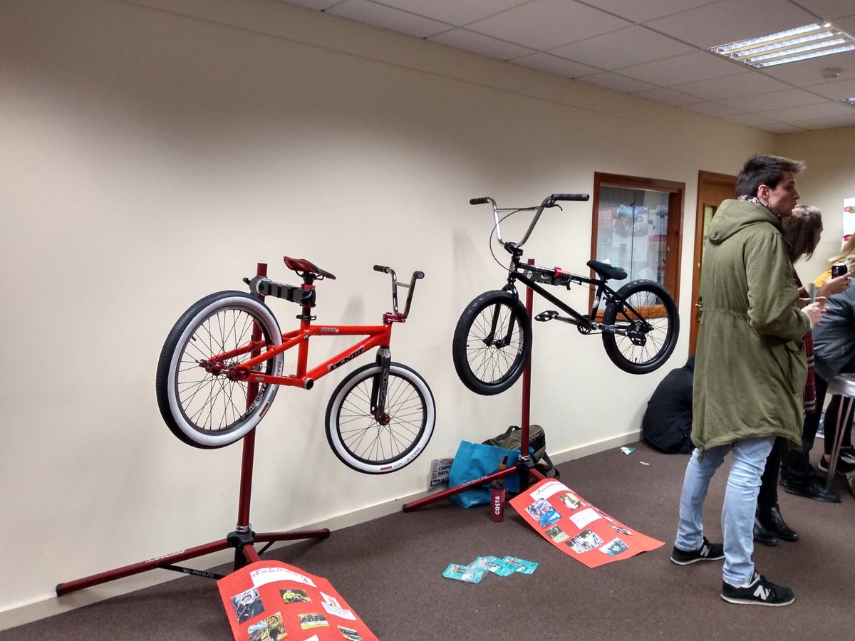 bmx_coach's tweet photo. New #BMXs for #SocialTrack at Craigneuk Christmas fair https://t.co/PEBtTBRD7M