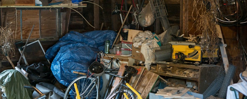 When the hazards in a hoarded home (potential health risks and structural damage) reach a critical level, it is imperative to clean up the home. Here are the dangers of #hoarding and the steps involved in the clean-up process. ow.ly/Xcsf30mJjlS