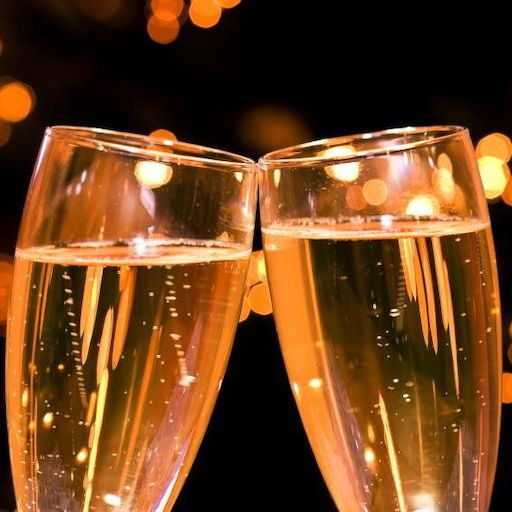 503Uncorked's tweet image. Due to the fast sell out of the Annual Sparkle Party, we are adding a Part II. Join us Thanksgiving weekend for a Sparkling Wine Flight for only $18! Choose any 3 sparkling wines and champagne that we have from the Sparkle Party to build your flight. #bubbles #champagneflight