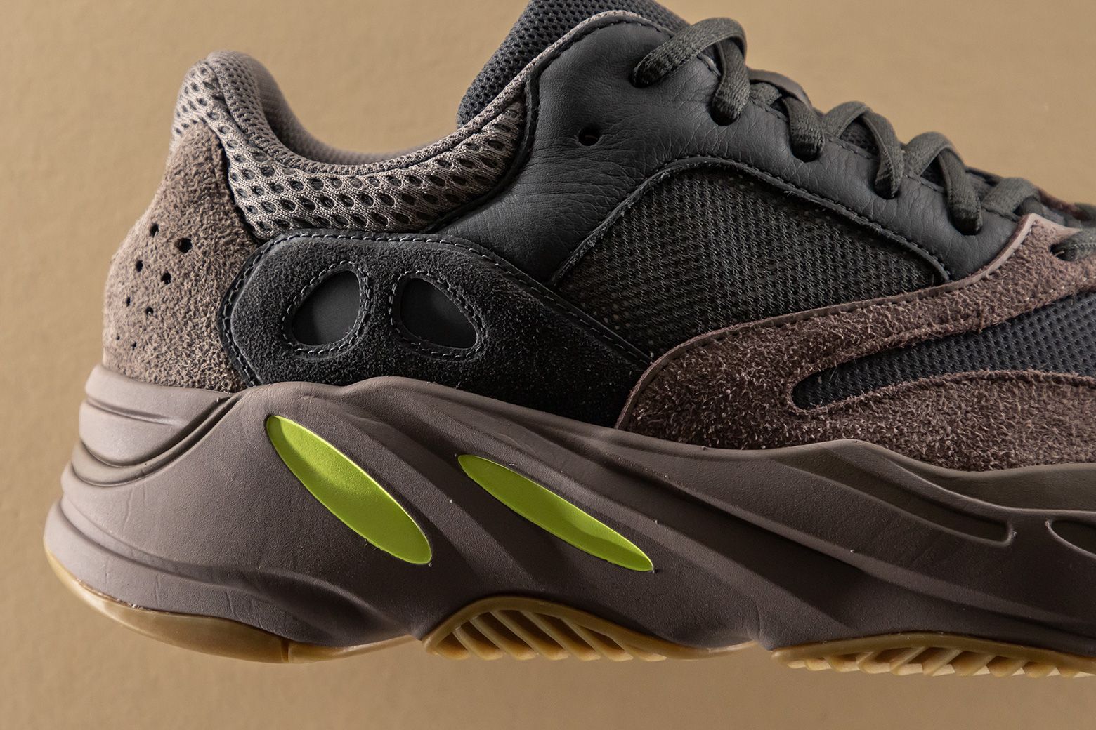 Yeezy mauve deals 7 price