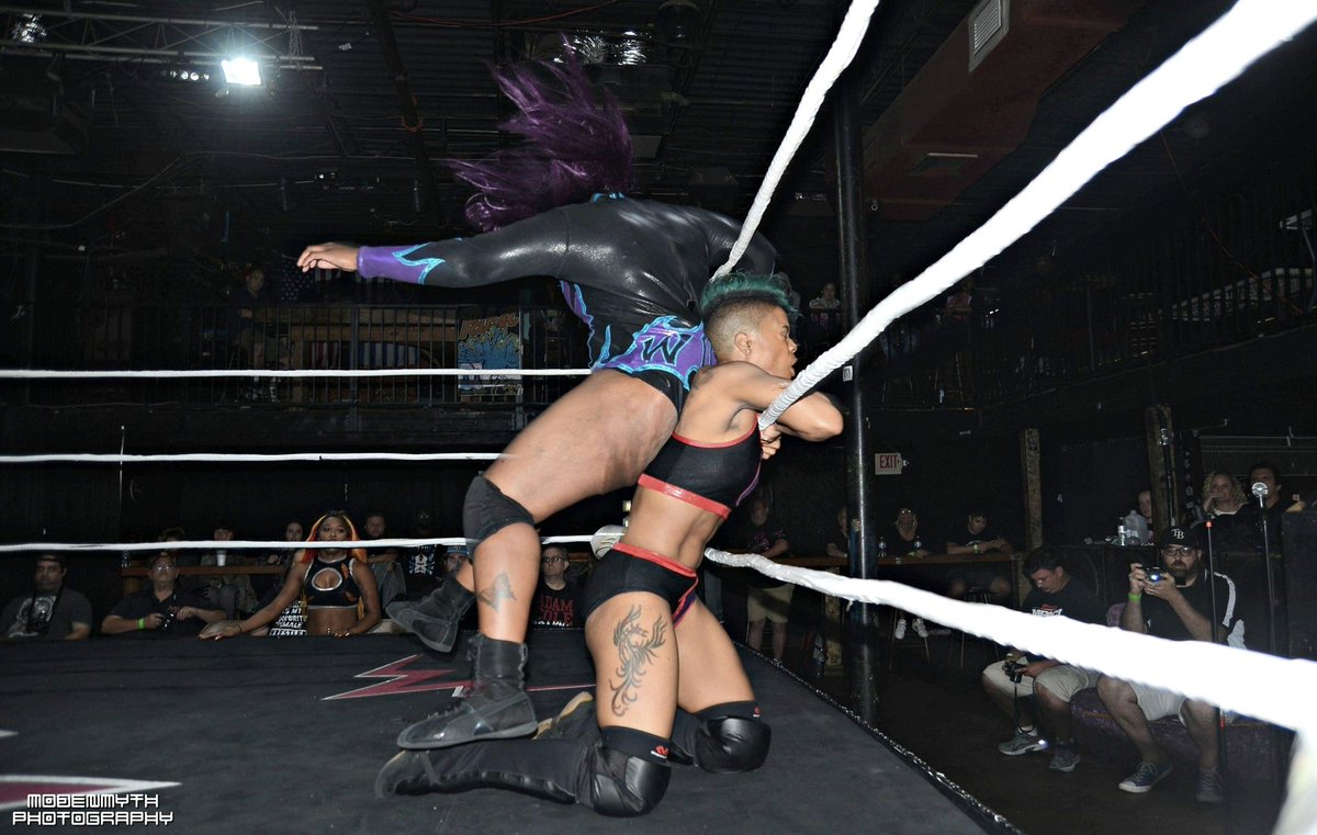 _TheWOAD's tweet photo. It's #FridayThighday
📸 @TheModern_Myth
#SHINE54
#WOAD
#ThickThighsEndLives https://t.co/wqj2l5cP22