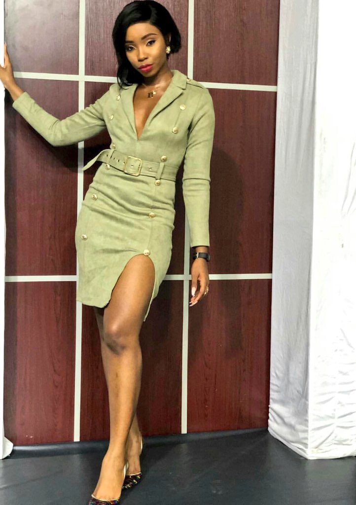 Nawti_kaff's tweet photo. She say she wan murda π₯π₯#bbnaija #ogbongetvshow #bamfeeva https://t.co/mTrlJeGmWQ