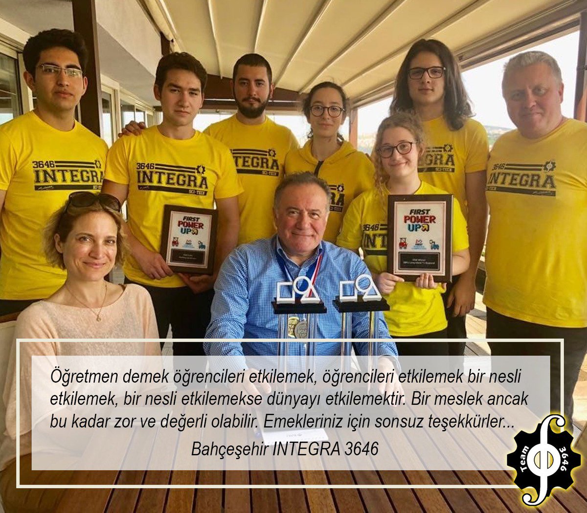 FRC_Integra3646's tweet photo. Öğretmen geçmişin öğreticisi, geleceğin kurucusudur. Öğrenciyi hamur gibi şekillendirir, göz alıcı bir eser haline getirir. Bizim de elde ettiğimiz bunca başarıda öğretmenlerimizin payı büyüktür. Başta Enver Yücel ve Semra Yücel olmak üzere tüm öğretmenlerimize sonsuz sevgiler! https://t.co/2L8INTGSjb