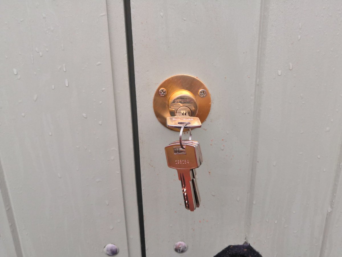 bonnyrigglocks's tweet image. Fitted a heavy duty gate lock at a property in Bonnyrigg.
#locksmithbonnyrigg #midlothian #gatelocks
