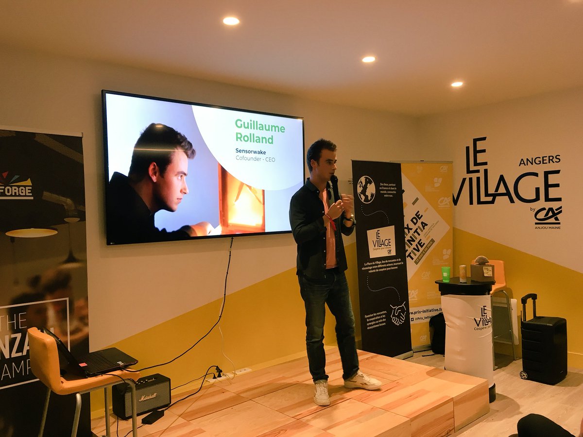 BenjaminGarnaud's tweet photo. 💸 @GuiguiRolland encourage les startupeurs du @StartupAngers à lancer une campagne de crowdfunding : « Une belle aventure avec #Sensorwake » #SWAngers https://t.co/bXIUwipyct