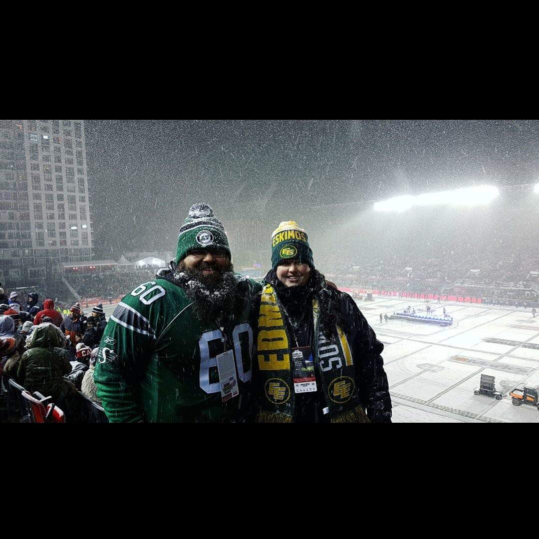 Travis_Currah's tweet image. For the 106th #GreyCup, @KalTire is offering 🇨🇦 $106 off a set of tires between now and Dec 1st!

This is my TENTH Grey Cup!! Like and RT this tweet. Honestly....if you do I could win an on-field pre-game experience from the @CFL and a free set of ❄ tires! 🏈 #CFL #GCMeetUp