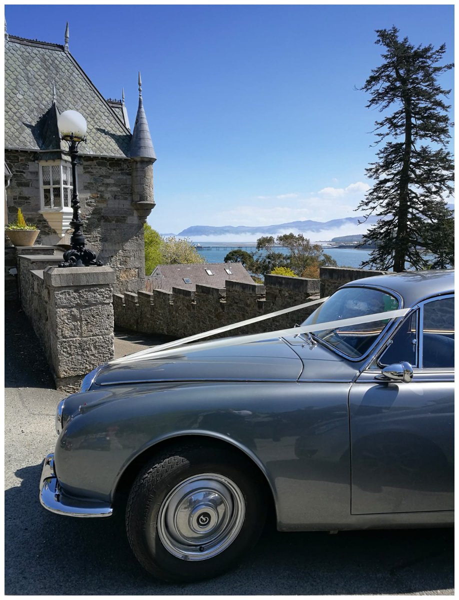 TaclaTaid's tweet photo. @C22Brasserie @MenterMon @ChateauRhianfa nice to meet you today Neil, look forward to working with you #Coffee #ThinkTankSmartCity #anglesey #FridayFeeling #BlackFriday @AngleseyScMedia #letsgoanglesey @VisitAnglesey @cars @ClassicCars_com https://t.co/EddvCOseex