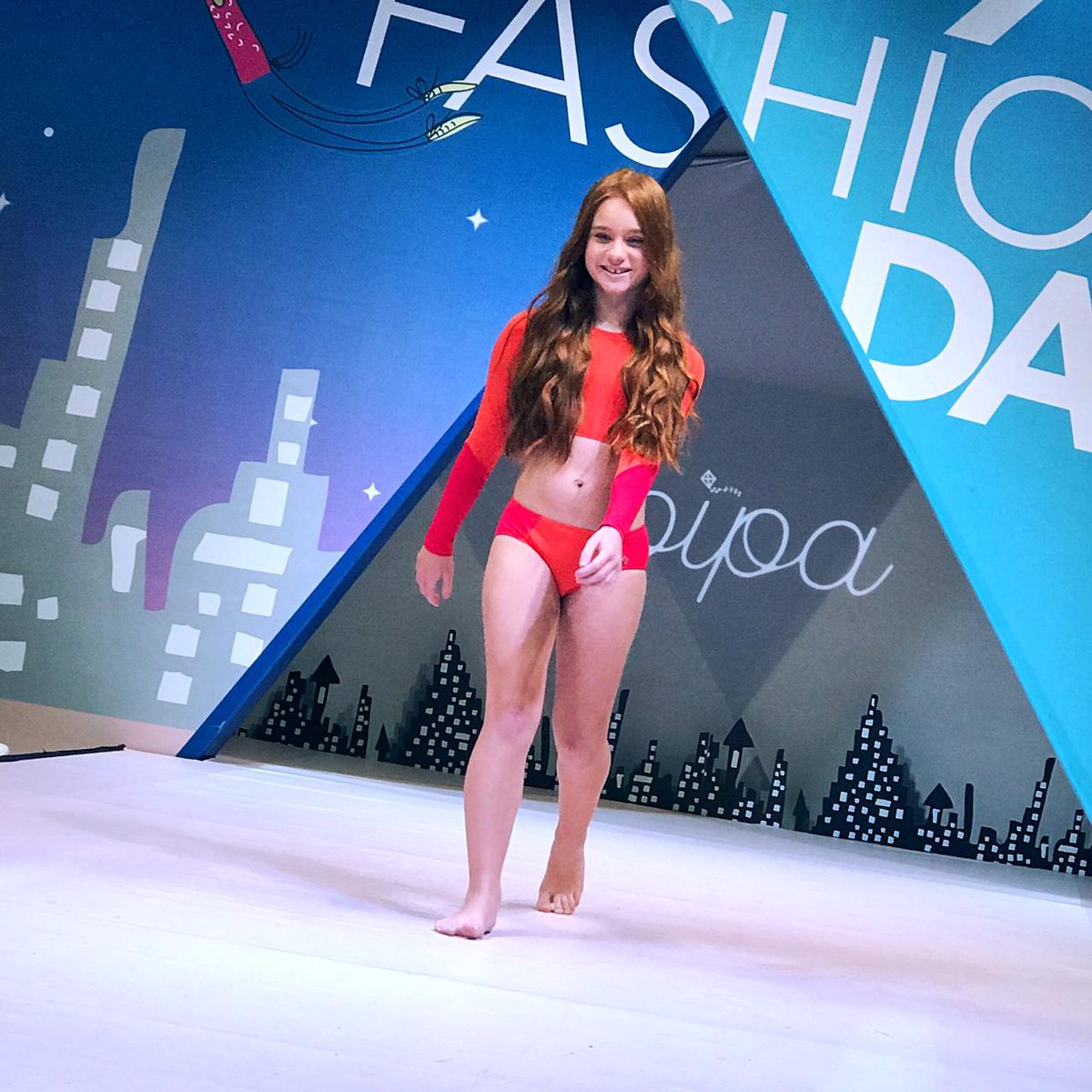 maxfamaoficial's tweet photo. Ă moda praia que vocĂȘs querem? EntĂŁo toma! đâ±
#MaxFashionDay #FeiraĂpera #MaxFama #MyAgency #Desfile #TendĂȘncias #Lançamentos #OutonoInverno #Modelos #Models #AgĂȘnciadeModelos #AgĂȘnciadeModelosInfantil #MelhorCastingdoBrasil https://t.co/ylFD5AAemW