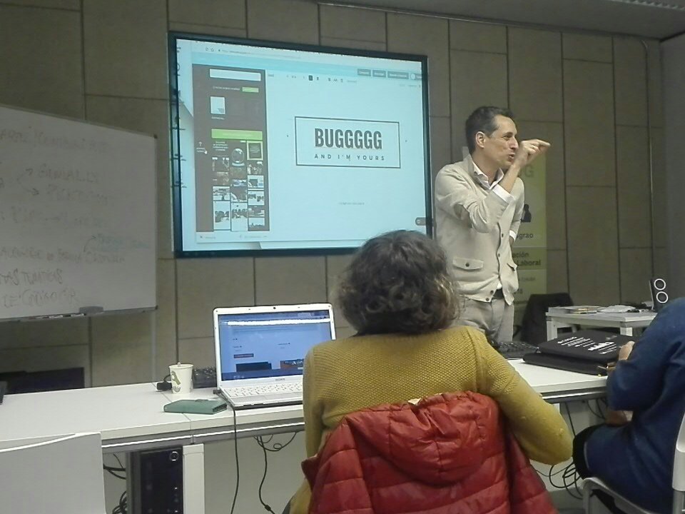 MluzJorge's tweet photo. Rematamos a clase de hoxe
#AOLAB18 https://t.co/QCdbaBGmFt