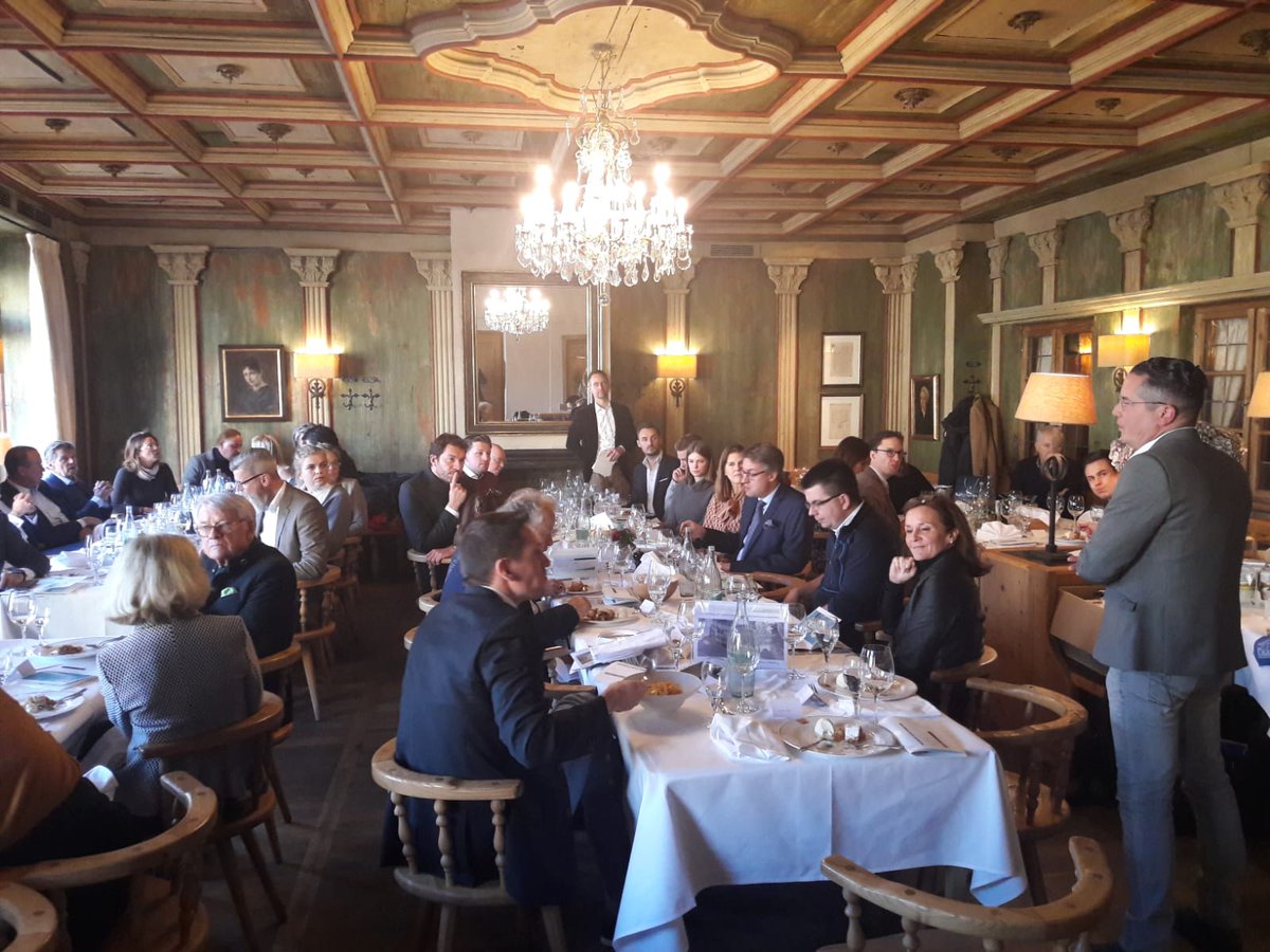 DBVentureNet's tweet photo. A great highlight of this week: The @Alphazirkel #WorkingLunch in Munich connecting investors, mainly family offices with successful startups. With #DBVentureNet members @misterspex, @hero_insurance, @chrono24, #AlphaPetVentures &amp; #GlobalSavingsGroup as well as #ReimannInvestors. https://t.co/C2YZ6eI2rz