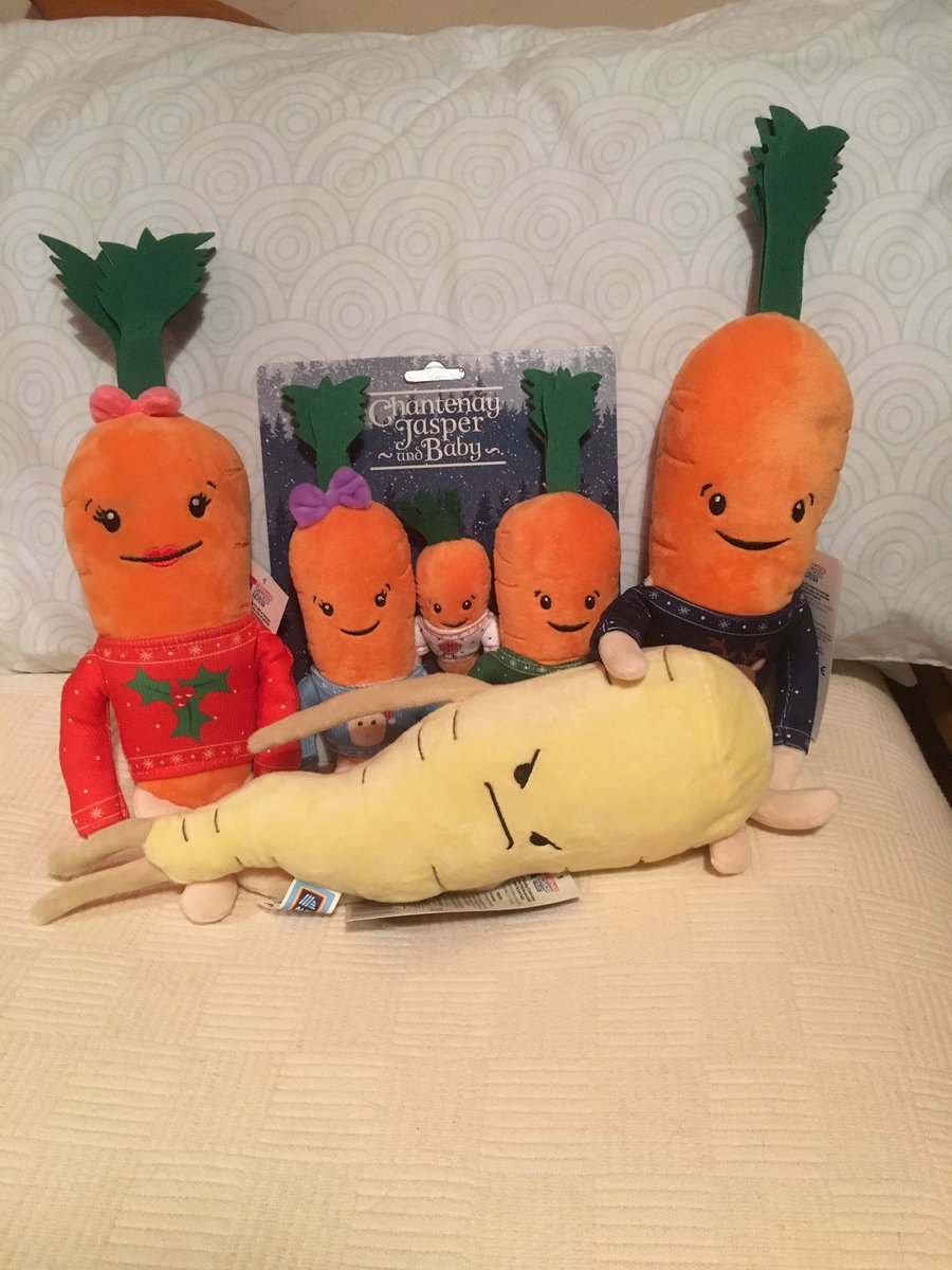 cazzybrynberian's tweet photo. Upstairs #kevinthecarrot has got his hand on #PascalParsnip to keep him under control. Downstairs, I’m concerned that my large Kevin has hit the bottle 😳it’s ok the 🍷is from @AldiUK https://t.co/Aq5ojYyWUp