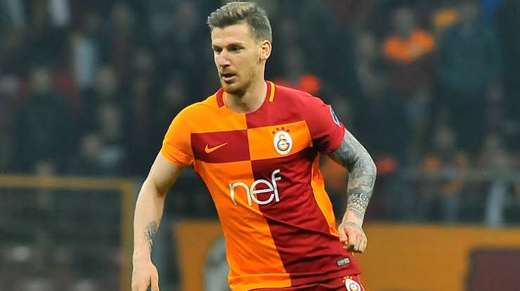 Galatasaraylı oyuncu, Beşiktaş derbisinde cezalı! 
🔗bit.ly/2Kv784a

<a href="/forcabesiktass/">Força Beşiktaş</a> #Beşiktaş #Haber #Haberler #Sondakika #Gündem #News #Futbol #Bjk