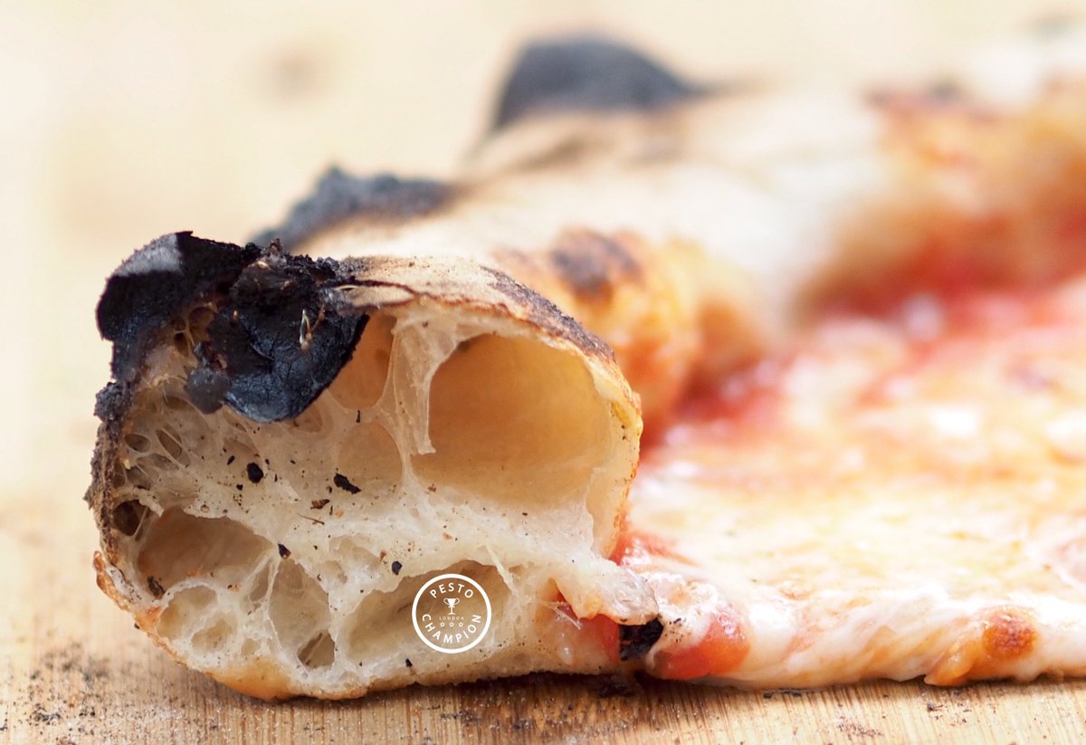 PestoChampion's tweet photo. 😋 Enjoying a slice or two of #pizza at @EPPSHOW💥
.
#eppshow18 #London #Foodie #Foodblogger #PestoChampion #food #Foodporn #pizzaporn #pizzatime #ItalianFood #food #Love #Blog #UK #FoodBlog #Yum #Happy #Dinner #cheese #pizzatime #FridayFeeling #HappyFriday #baking #London https://t.co/2MzR9p1vul