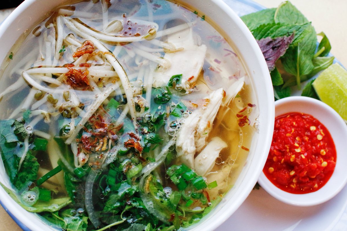 CaPheDaCHI's tweet photo. Very, very ready for a hot bowl of comfort — Phở Gà! #Protip: add some of Chef Thai’s house-made sambal to each bite. 😋
#caphedachi #vietnamesecafe #coffeeshop #phoweather #pho #phoga #sambal #communitycafe #barbynight https://t.co/j6WJF6R1IS