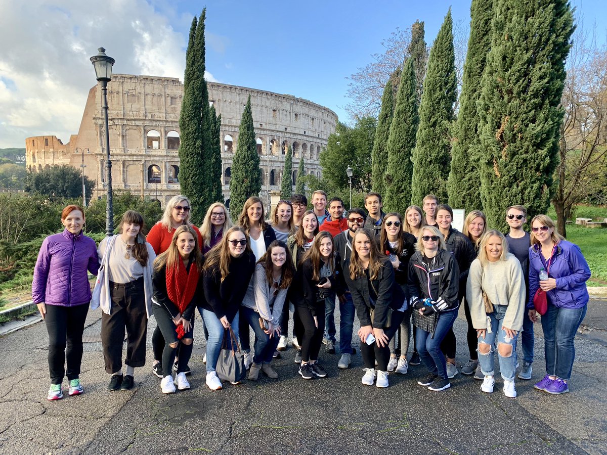 SwinderAbroad's tweet photo. Awesome walking tour of Rome and a wonderful Thanksgiving cooking class and dinner in Rome! We are all a great big family! https://t.co/PP9zya3wo8