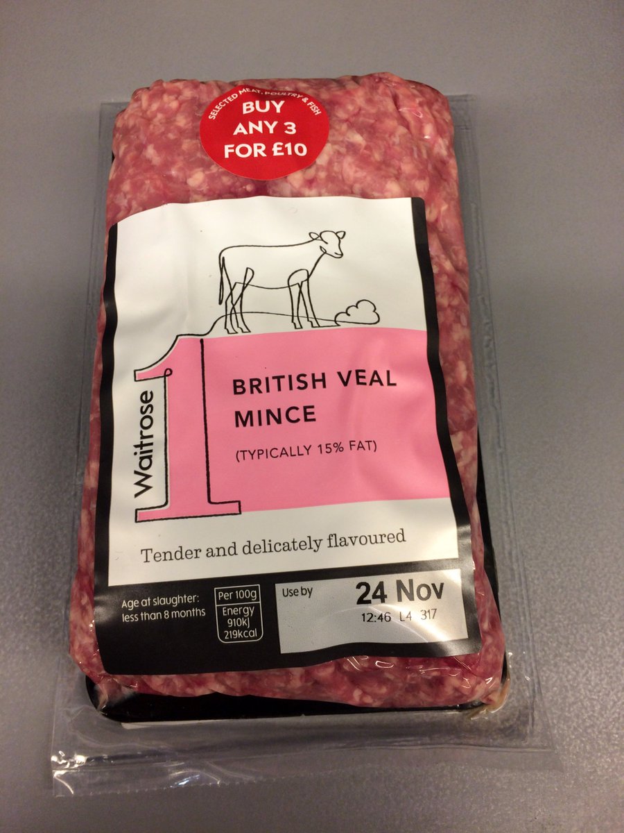 ScarlakensV's tweet photo. Petit tour curieux dans le rayon #viande de trois grandes surfaces britanniques (5/9). En matière de hachés, on en trouve pour tous les goûts: agneau, bœuf, veau ou porc. https://t.co/vOcdXKQ4yL