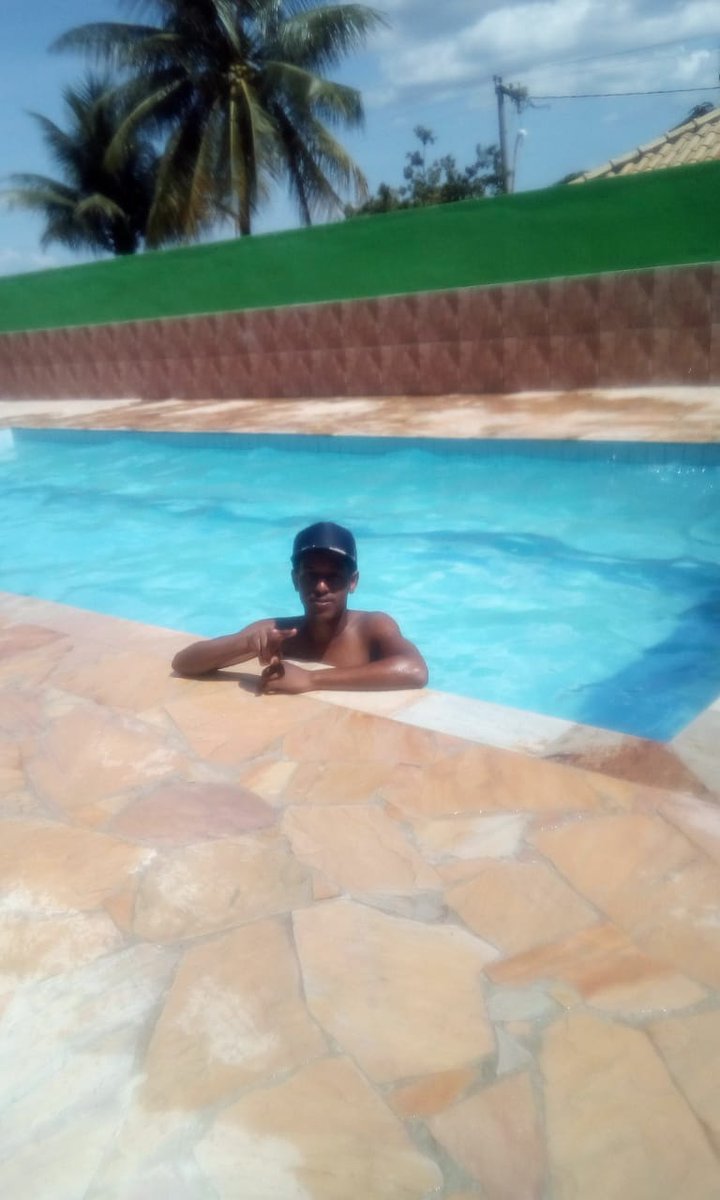 Diogo22Gregorio's tweet photo. Paz e amor :D https://t.co/LZpd4MDmB4