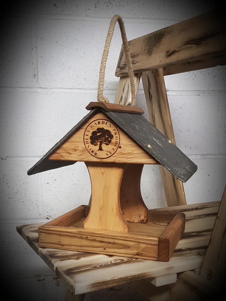 treaclemarket's tweet image. Just the perfect present for all sorts of people! Grab one from @birdtableben Garden products on Sun as he wont be @treaclemarket on 23 Dec. Marketplace #birdtable #Macclesfield #Cheshire