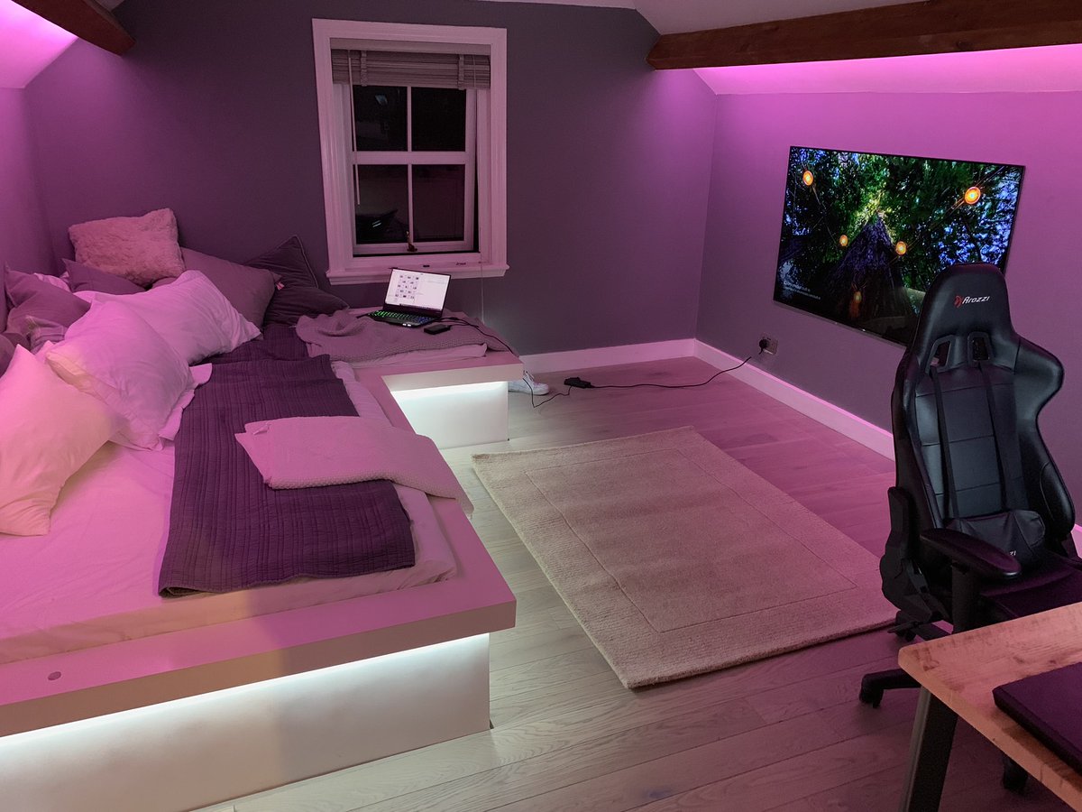 JaySwingler's tweet photo. ITS NEARLY THERE.. ANYONE WANNA COME ROUND? https://t.co/MTRCSYamQ8