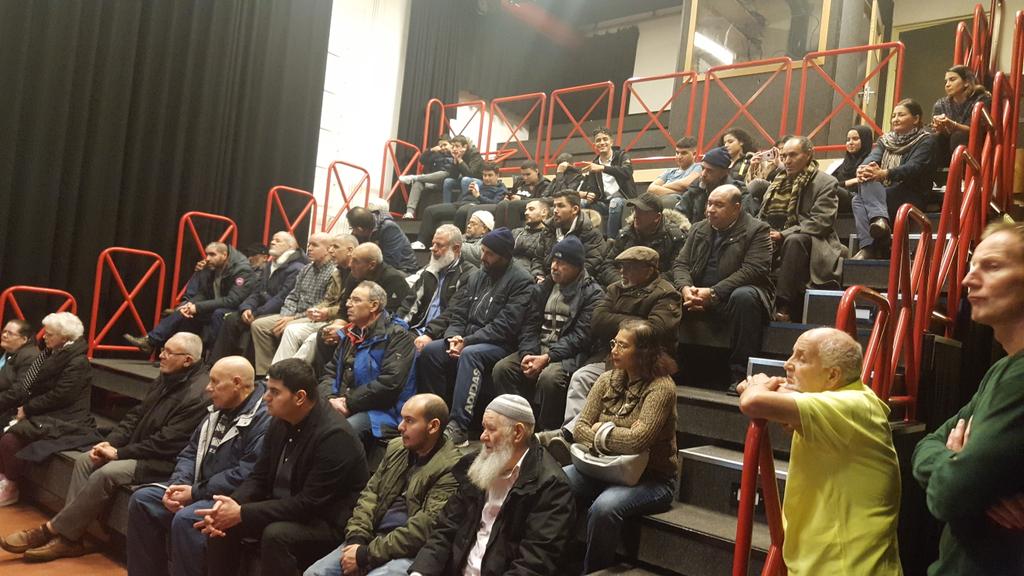 NextProjecten's tweet photo. Mooie indrukwekkende bijeenkomst over de 2e WO en de rol van Marokkaanse militairen. @bertvanalphen 'we hebben een gedeelde geschiedenis, dit moet in de krant'. #MustafaHilali 'Oorlog is bittere ellende, maar wel een verzekering voor veiligheid' #NextProjecten @jeugdwerkDH https://t.co/itUpKgXBdR