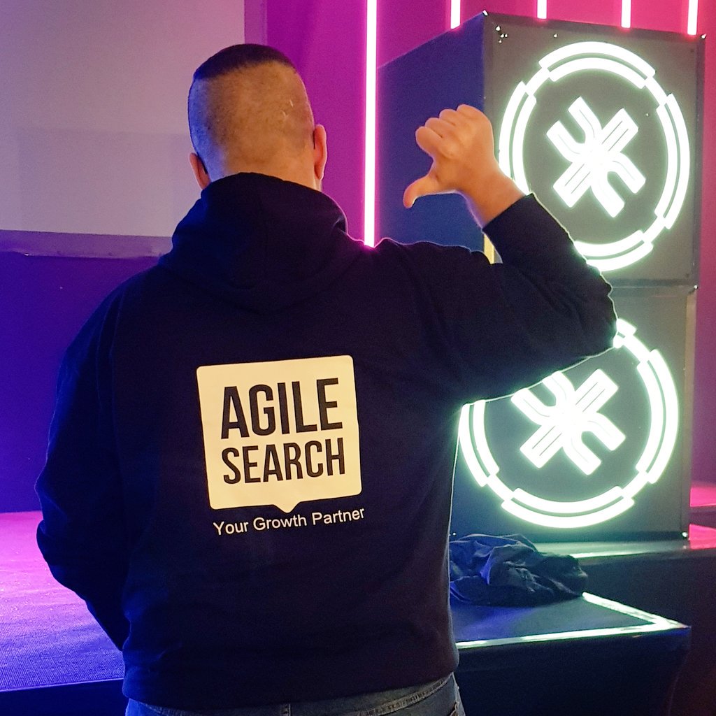 AgileSearchNews's tweet photo. Happy to participate in this wonderful event @hackjunction 💙
Pioneering companies, cutting edge technologies, smart &amp; talented people all together to hack and develop solutions for the future! 💻

If you are attending let's talk! ❤
 
#AgileSearch #Junction2018 
#TechTalent https://t.co/Rnjvwd6Xmp