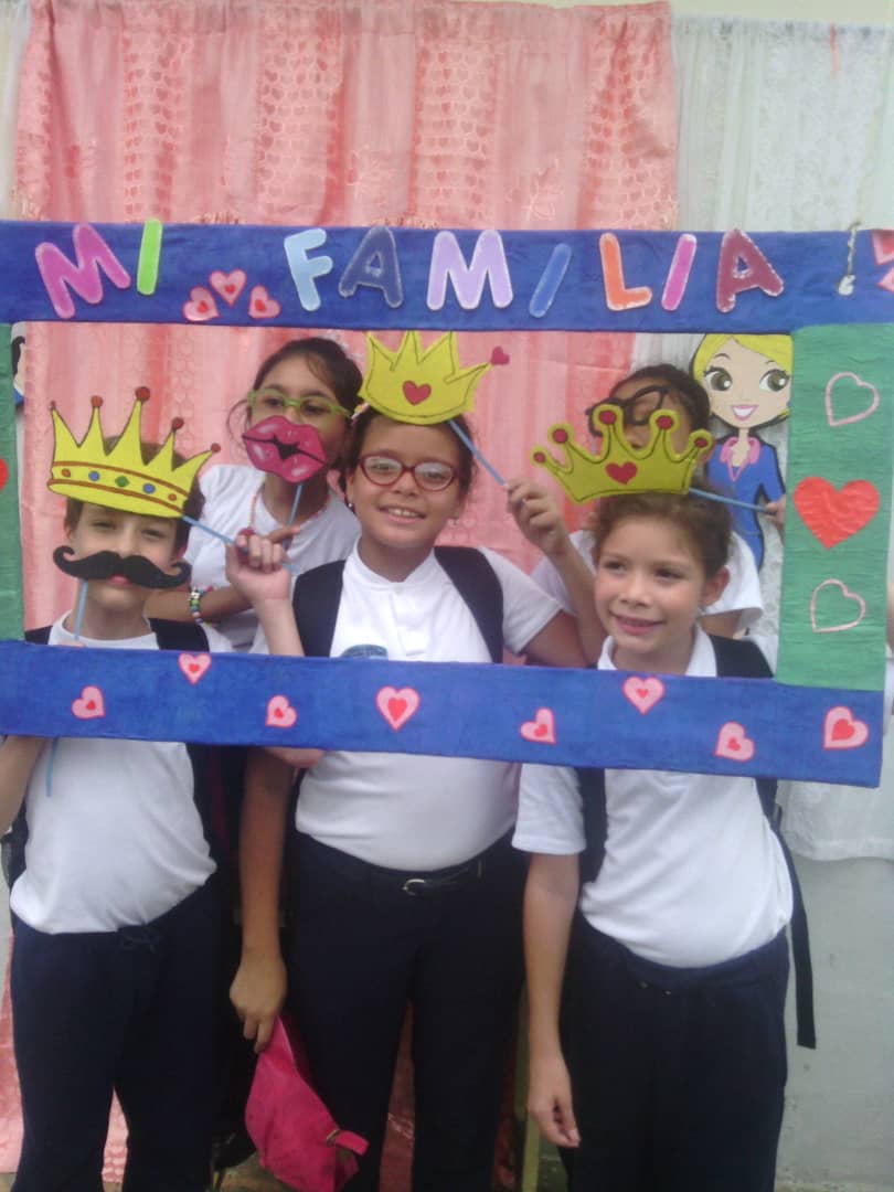 SUNAD_Trujillo's tweet photo. #Entérate │A través del programa “Niños y Niñas Formando Niños y Niñas”; estudiantes la U.E. María Columba de Gutiérrez en el mcpio. Valera incentivan a sus compañeros a ser partícipes de la promoción de la cultura preventiva en su comunidad educativa. #GestiónSemanalONAtrujillo https://t.co/2euSoY1Y7w