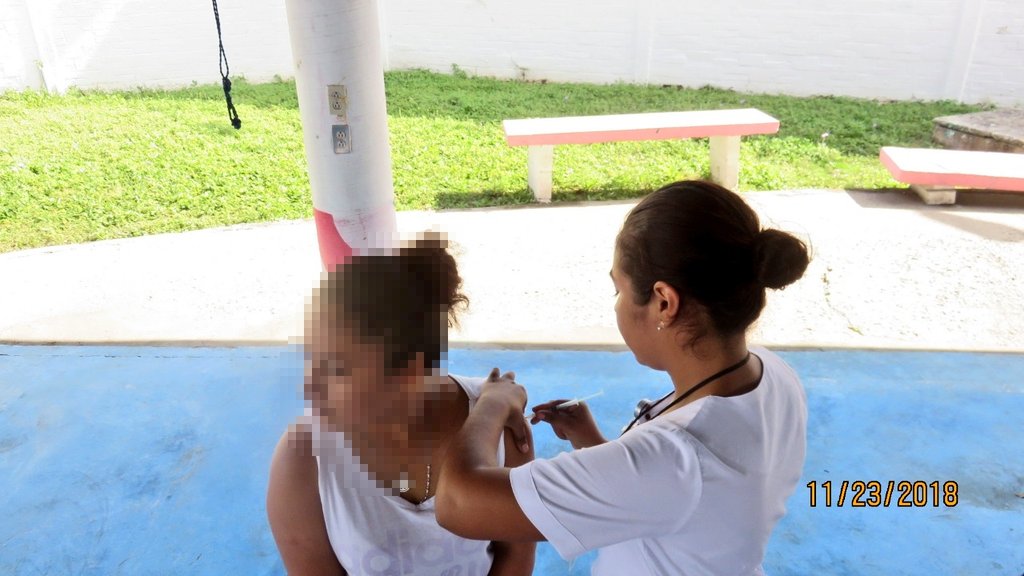 Arturo_MPulgar's tweet photo. #Entérate Autoridades penitenciarias coordinados con personal de @SSalud_Tab, y la A.C. #Gemac llevamos a cabo en el área Femenil de #CRESET el programa Nacional de Vacunación. Se aplicaron 55 vacunas de influenza y Tetanos, ademas de #papanicolao y exploración de Mama
#DGPyRS https://t.co/0XA10lwukc