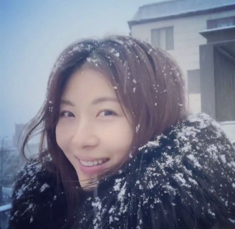 Yukakkk2's tweet photo. 韓国もう雪降ってるんだね☃️ https://t.co/irK1za8dv2